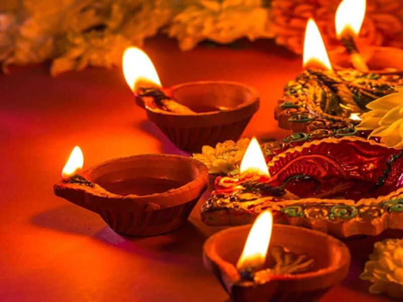 Diwali 2022: दिवाळीनंतर चमकेल या राशींचे नशीब, माता लक्ष्मी देणार छप्परफाड पैसा