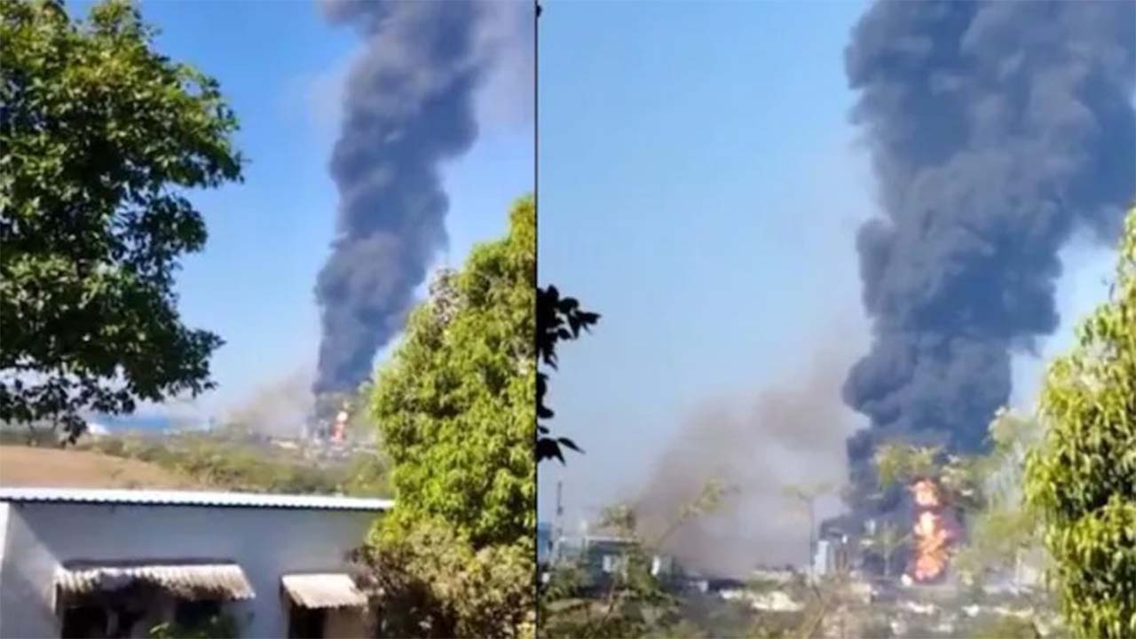Nashik gonde village Jindal company plant fire breaks out