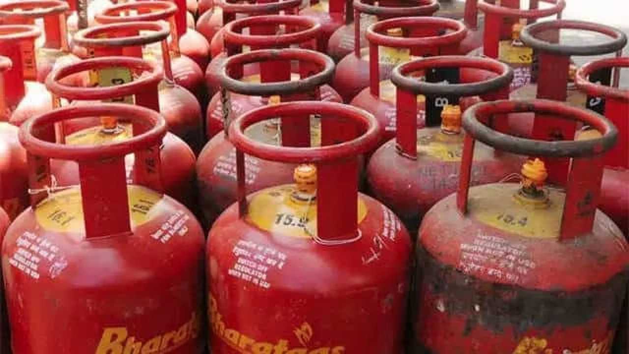 Gas Cylinder Link to Aadhaar