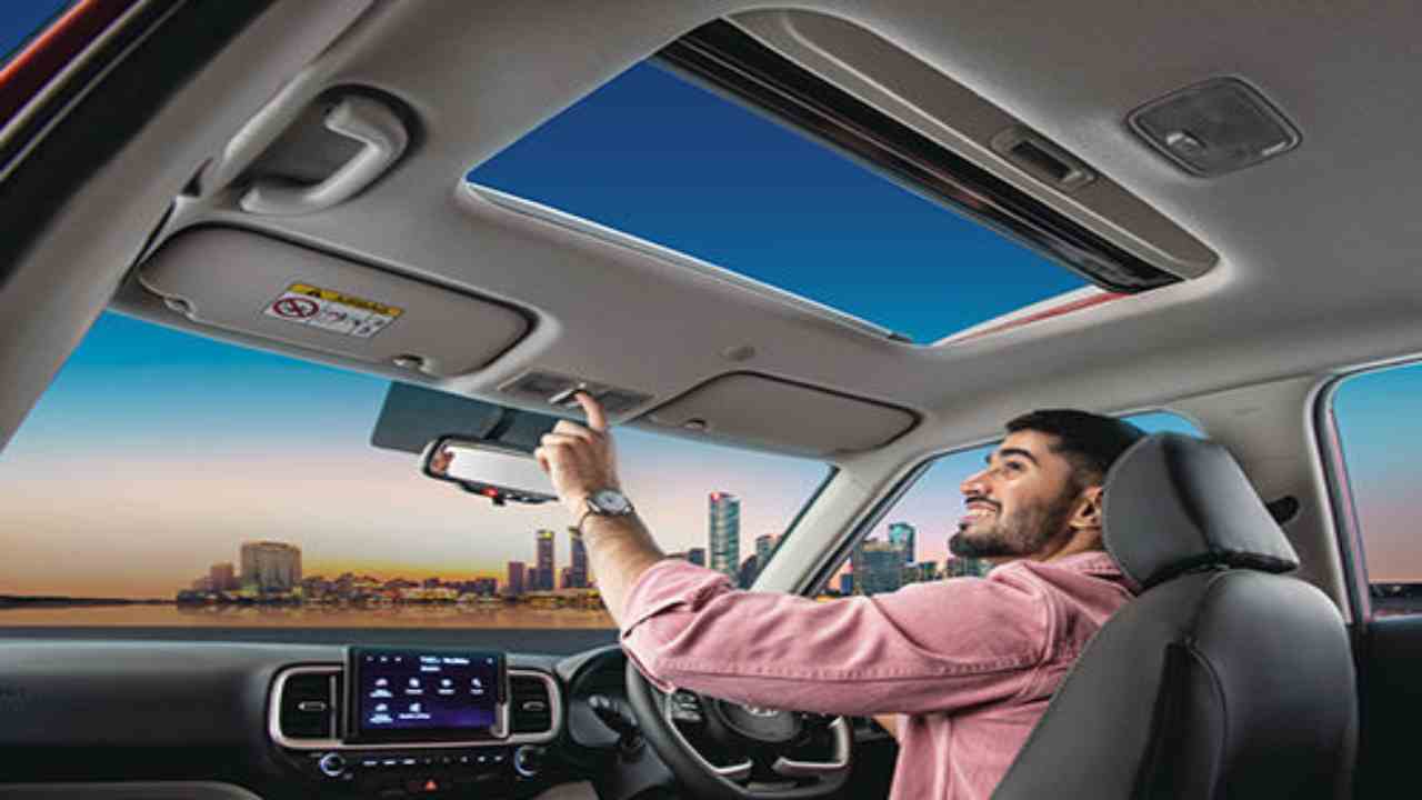 Hyundai Venue Car Raksha Bandhan Discount August 2025