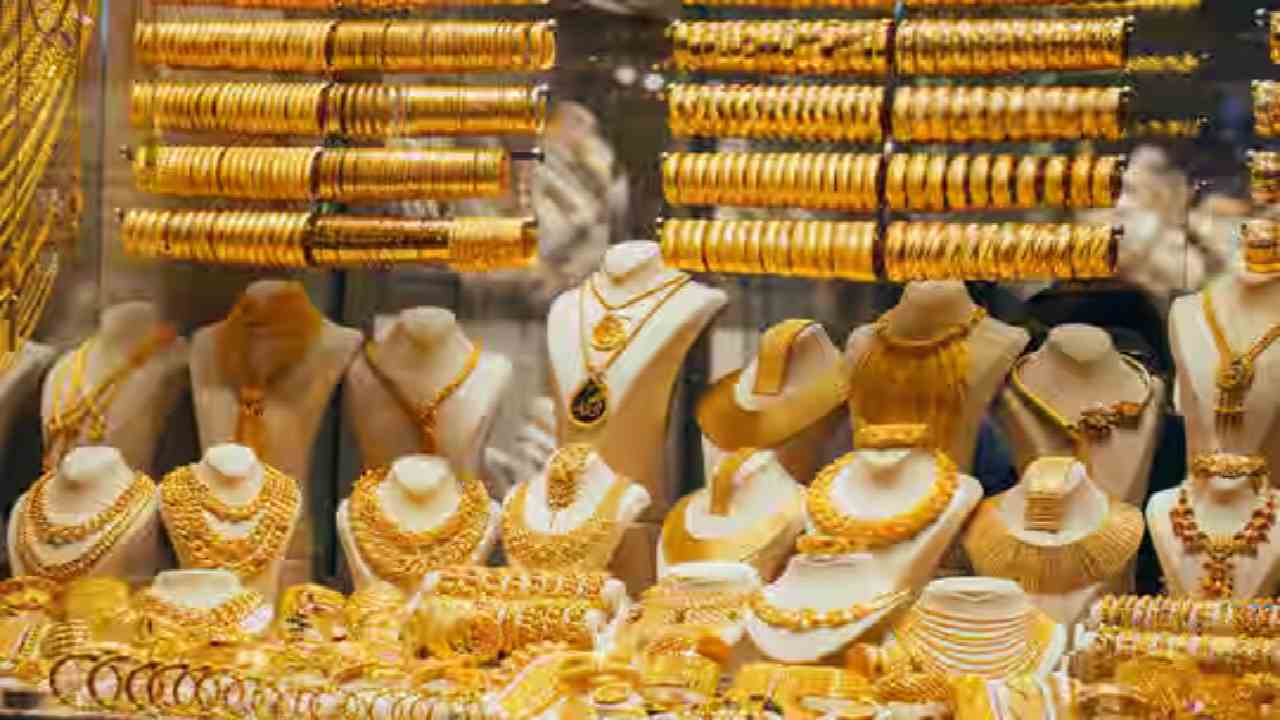 Gold price today record break hits 1 06 lakh